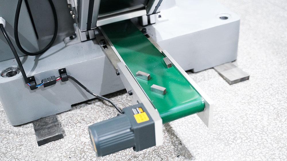 意甲直播免费直播
赞助第八届全国大学生焊接创新大赛圆满成功